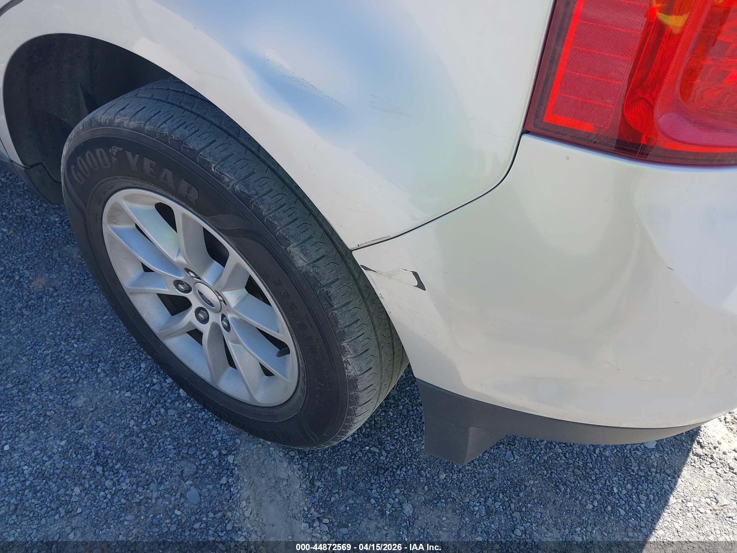 2014 Ford Edge Se Silver vin: 2FMDK3GC3EBB44611