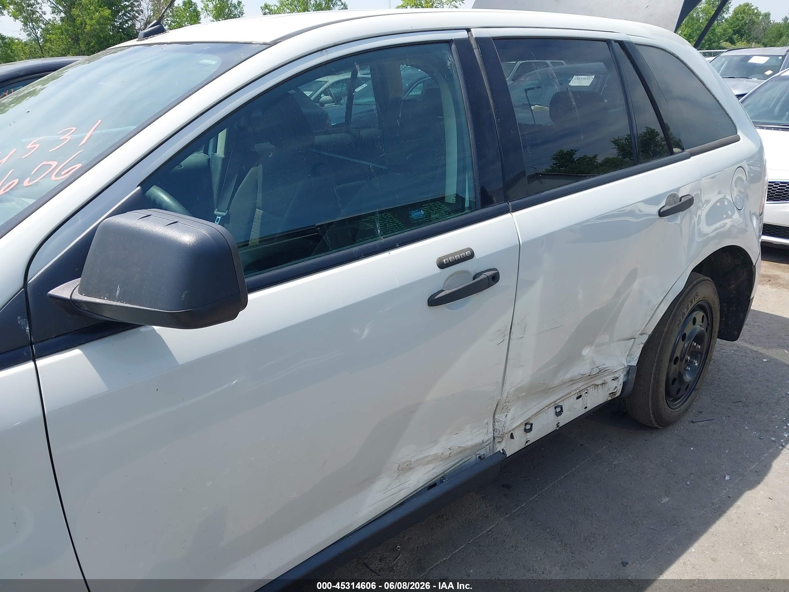 2010 Ford Edge Se White vin: 2FMDK3GC4ABA13584