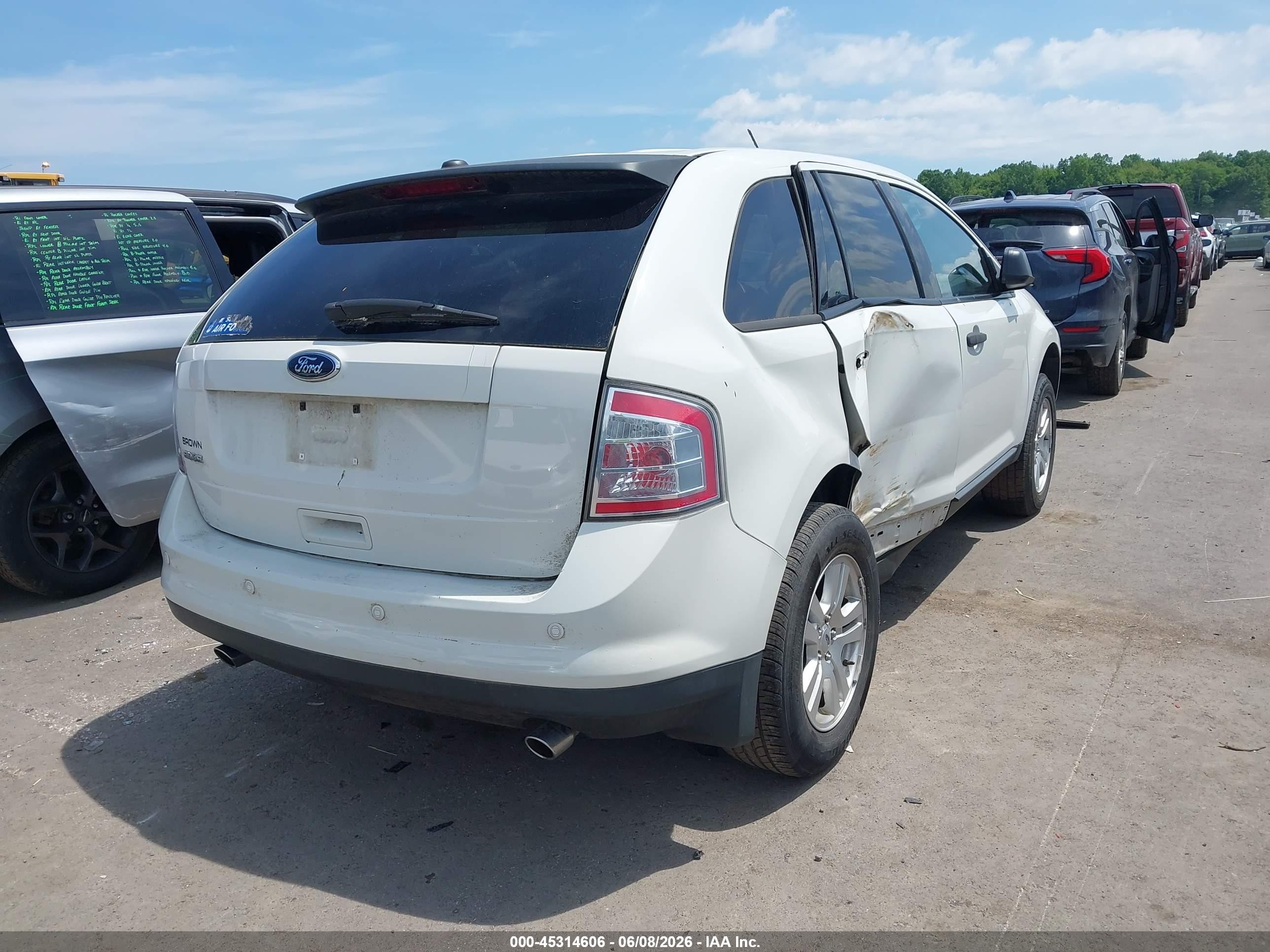 2010 Ford Edge Se White vin: 2FMDK3GC4ABA13584