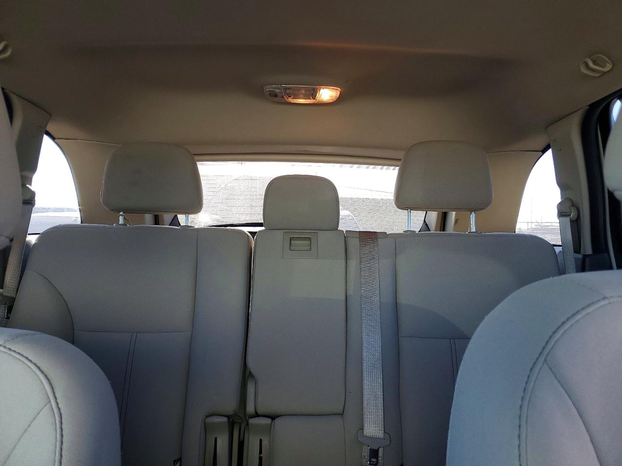 2011 Ford Edge Se Белый vin: 2FMDK3GC5BBA70426