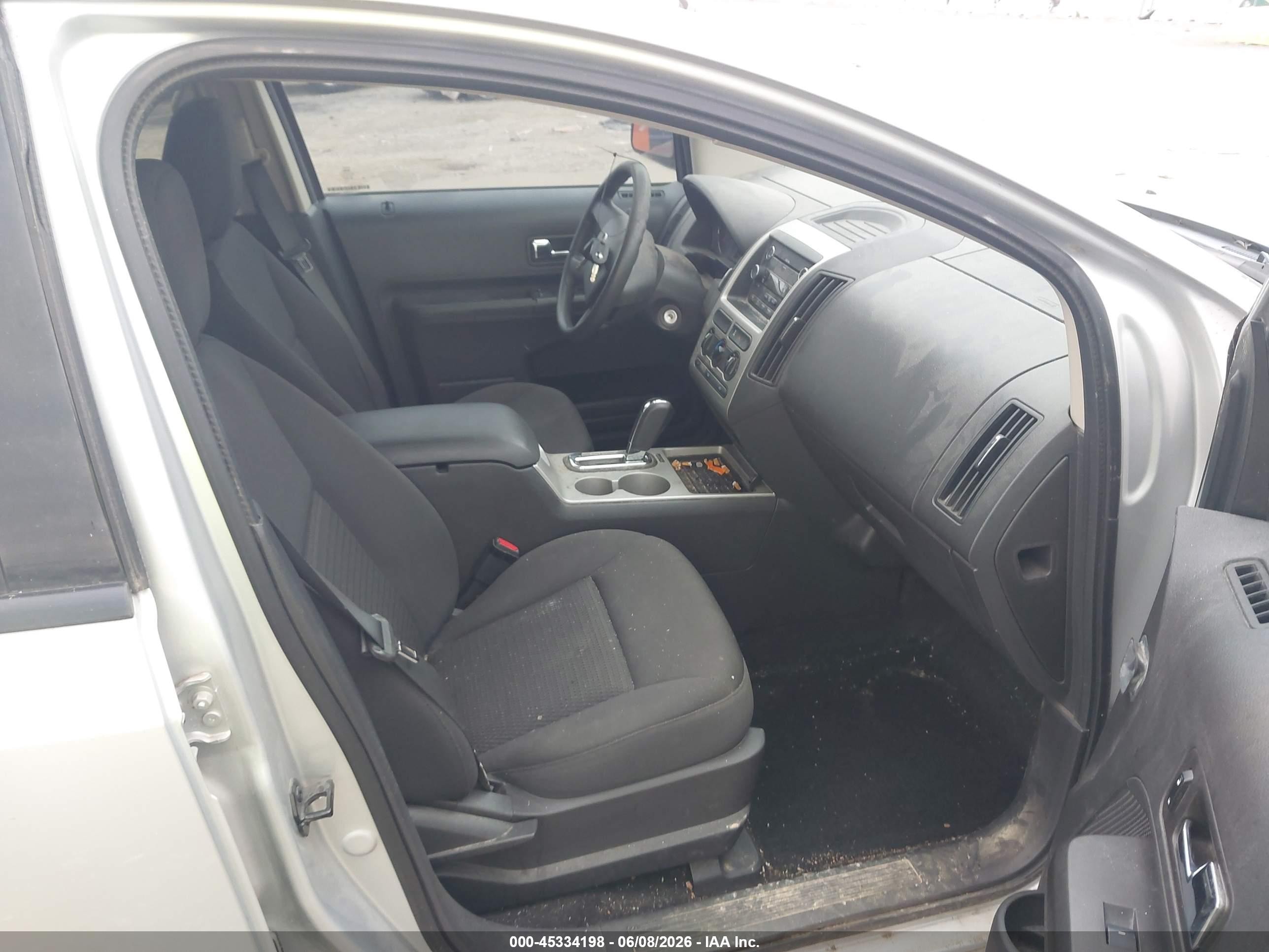 2010 Ford Edge Se Серебряный vin: 2FMDK3GC6ABB50915