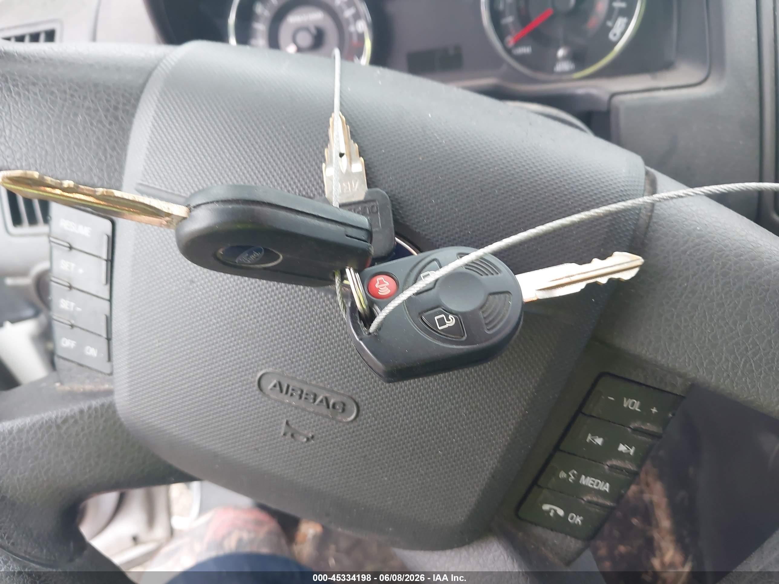 2010 Ford Edge Se Серебряный vin: 2FMDK3GC6ABB50915