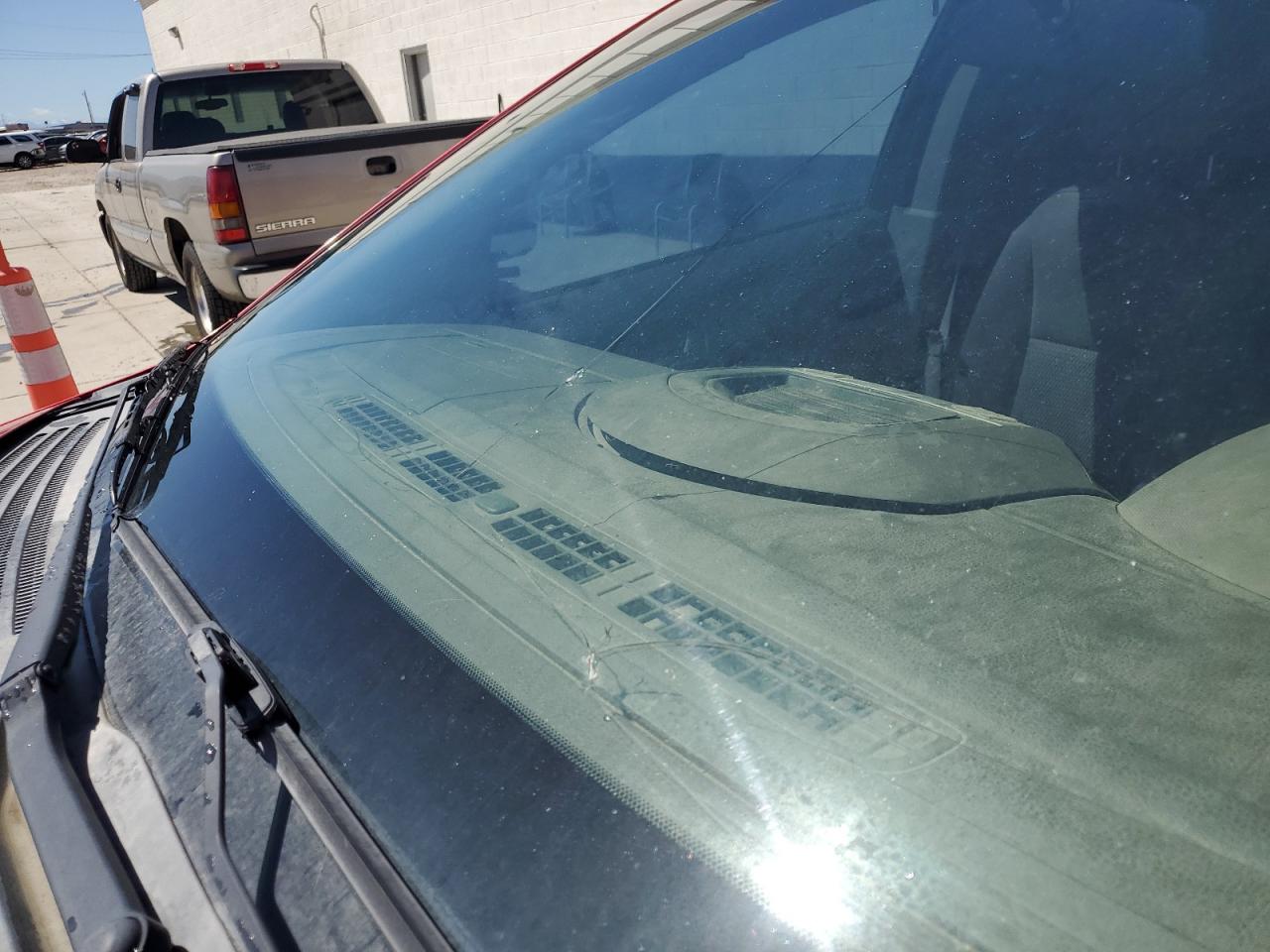 2010 Ford Edge Se Red vin: 2FMDK3GC6ABB65902 Damage: Windshield, Broken, Replacement Required