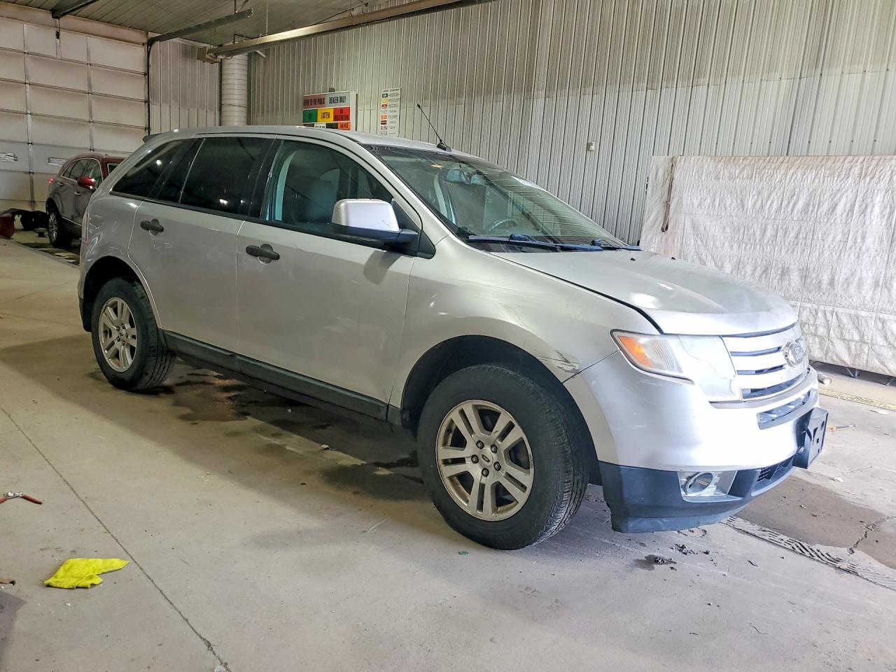 2010 Ford Edge Se Silver vin: 2FMDK3GC7ABA04023