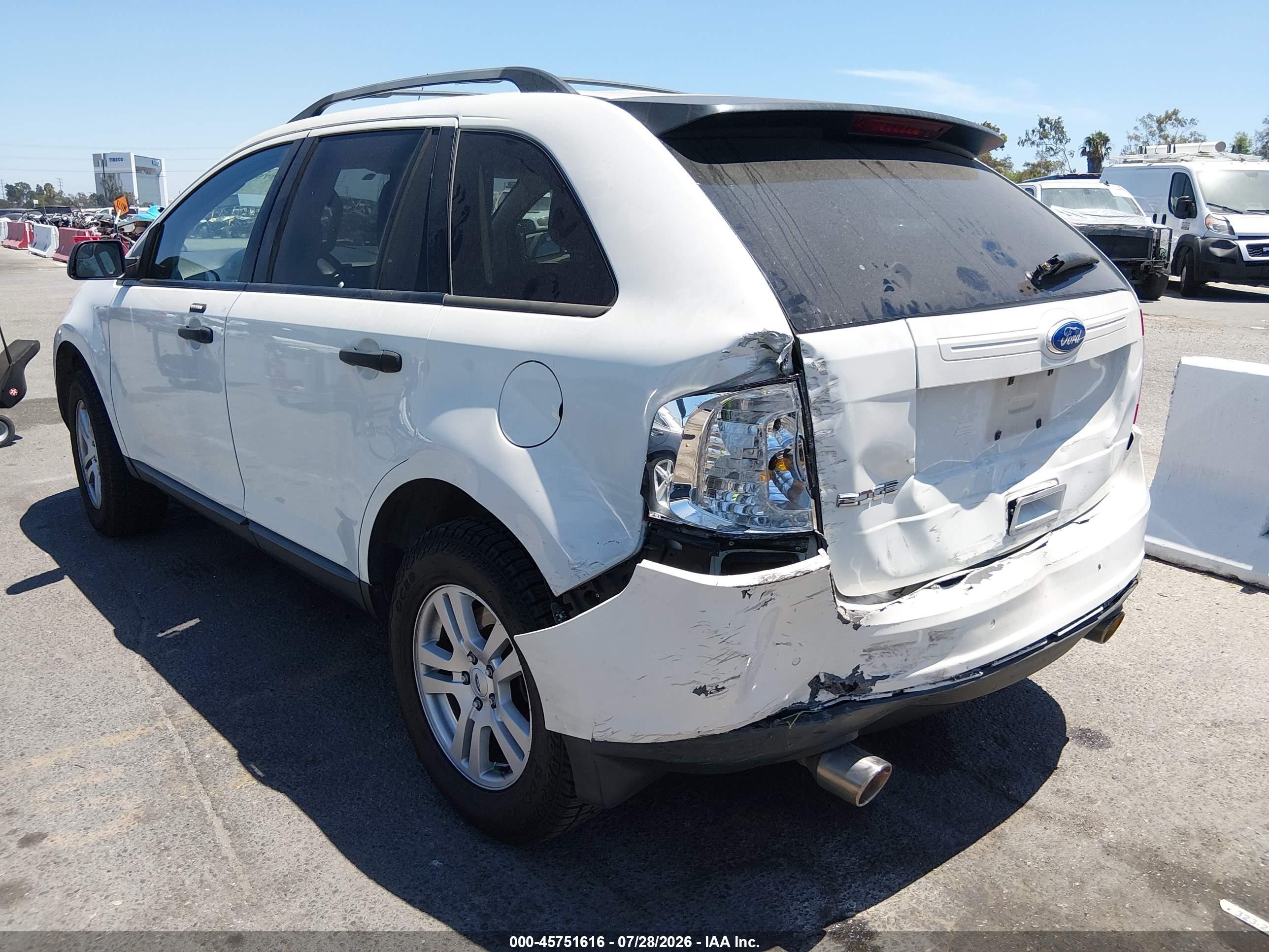 2011 Ford Edge Se Белый vin: 2FMDK3GC7BBB13471