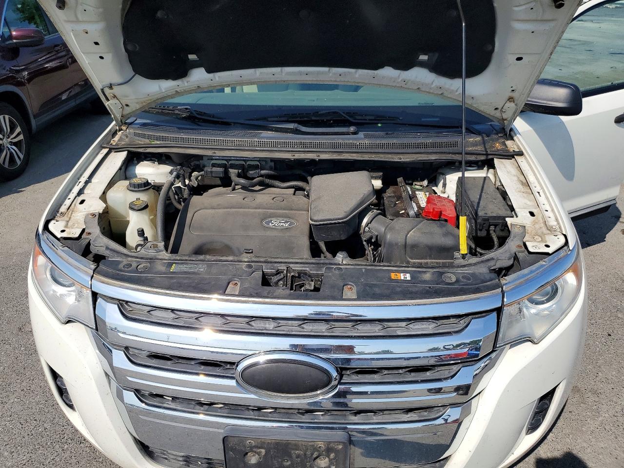 2011 Ford Edge Se Белый vin: 2FMDK3GC7BBB40329