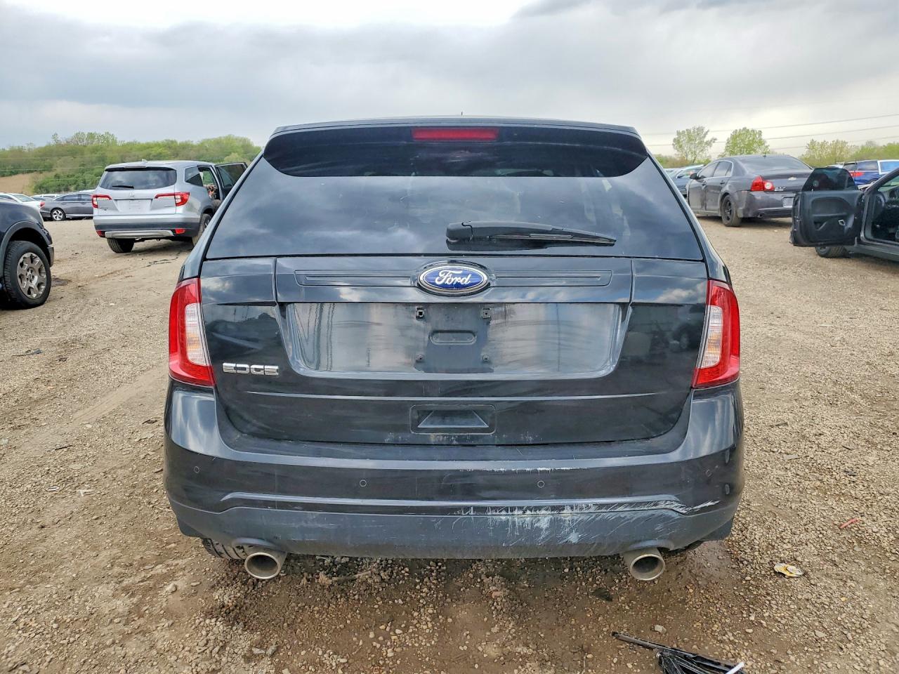 2013 Ford Edge Se Черный vin: 2FMDK3GC7DBC11094