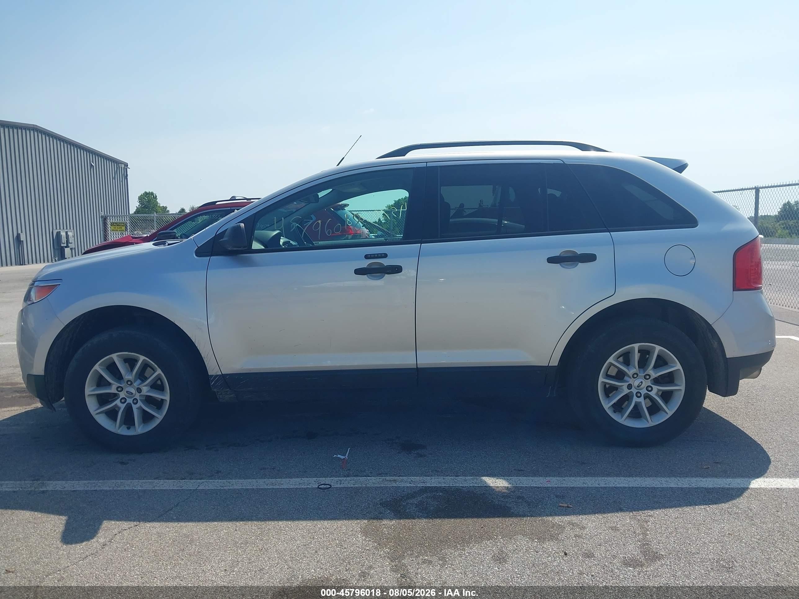 2013 Ford Edge Se Серебряный vin: 2FMDK3GC9DBB74078