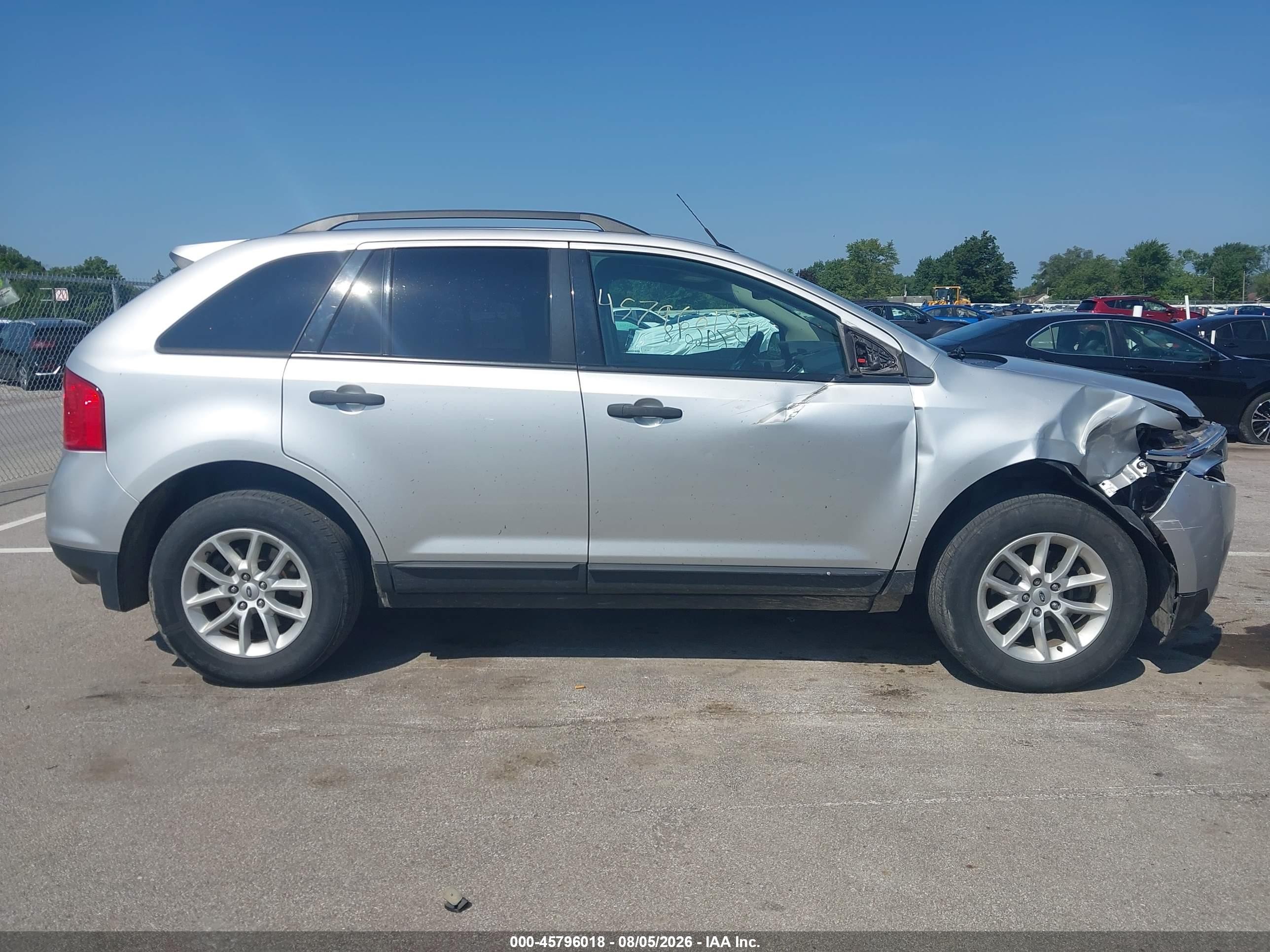 2013 Ford Edge Se Серебряный vin: 2FMDK3GC9DBB74078