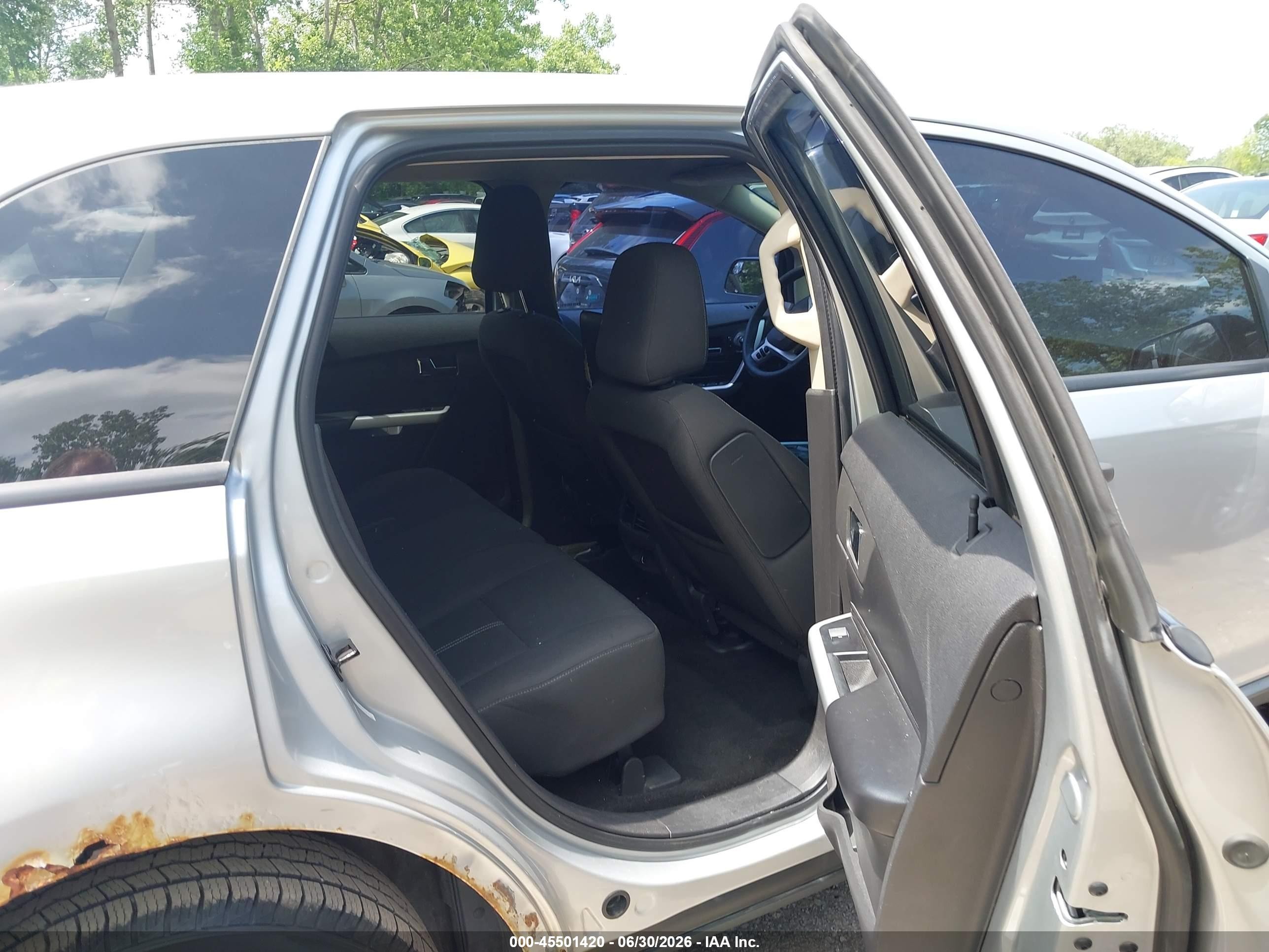 2011 Ford Edge Se Silver vin: 2FMDK3GCXBBB17790