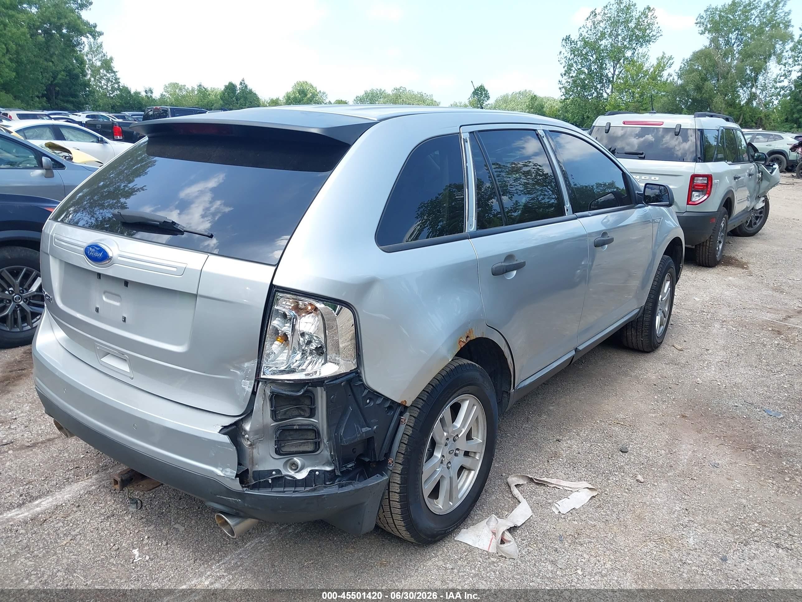 2011 Ford Edge Se Silver vin: 2FMDK3GCXBBB17790