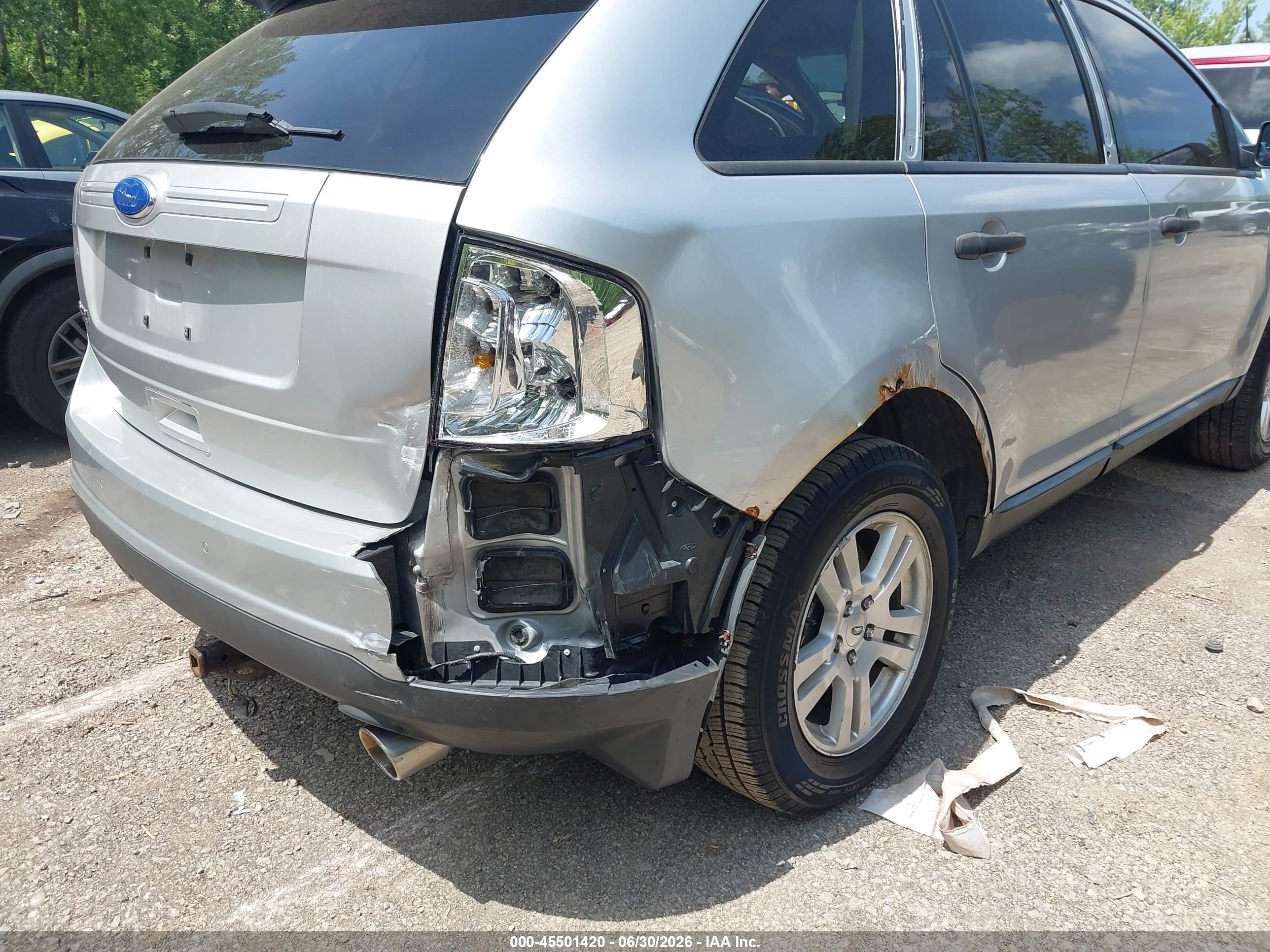 2011 Ford Edge Se Silver vin: 2FMDK3GCXBBB17790