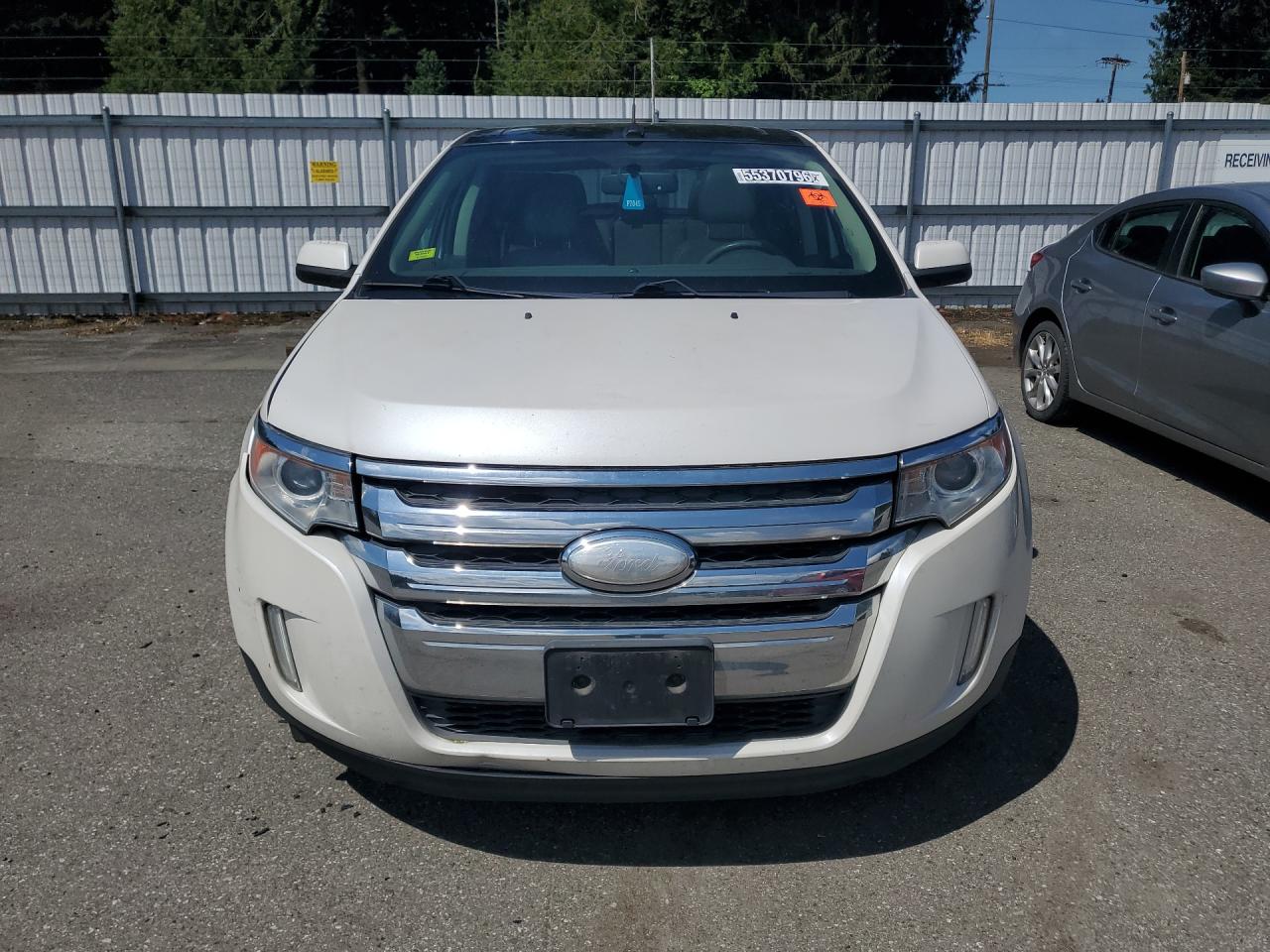 2013 Ford Edge Sel White vin: 2FMDK3J96DBC81991 Damage: Front Emblem, Faded, Replacement Required
