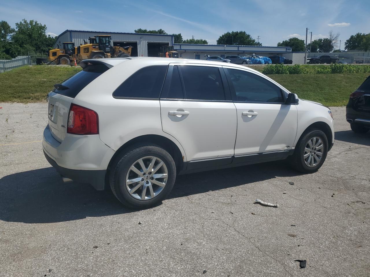 2012 Ford Edge Sel White vin: 2FMDK3JC3CBA87610 Damage: Right Qtr Panel, Dent(S) W/No Paint Dmg, 1/2 To 1 Inch