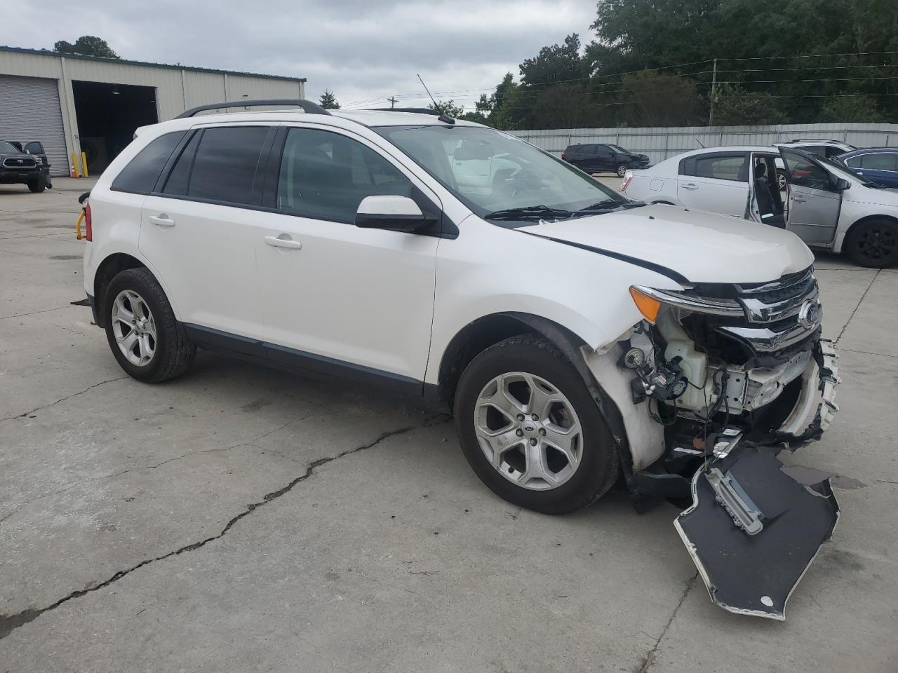 2014 Ford Edge White vin: 2FMDK3JC4EBB85354