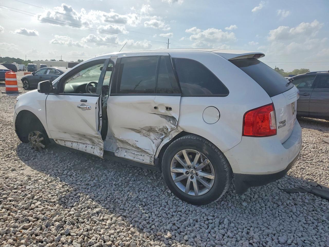 2011 Ford Edge Sel White vin: 2FMDK3JC5BBA38794