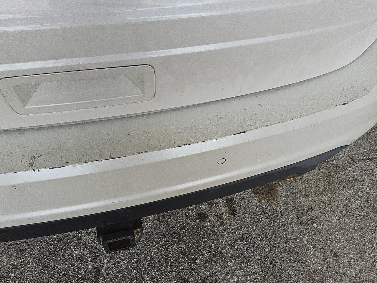2013 Ford Edge Sel White vin: 2FMDK3JC5DBA28284 Damage: Rear Bumper, Heavy Scratch, > 12 Inches