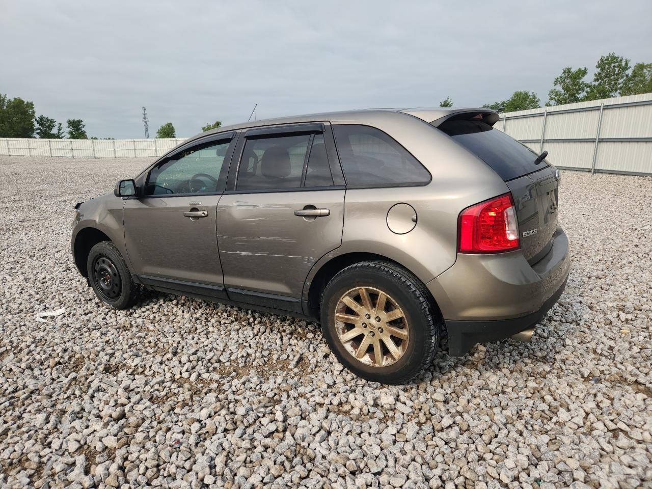 2013 Ford Edge Sel Gray vin: 2FMDK3JC5DBB64723 Damage: Left Qtr Panel, Dent(S) W/ Paint Dmg, > 12 Inches
