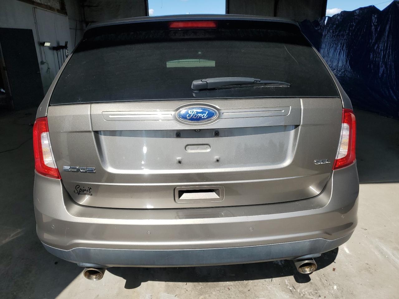 2014 Ford Edge Sel Brown vin: 2FMDK3JC5EBB53822 Damage: Rear Bumper, Multiple Scratches Heavy, 2
