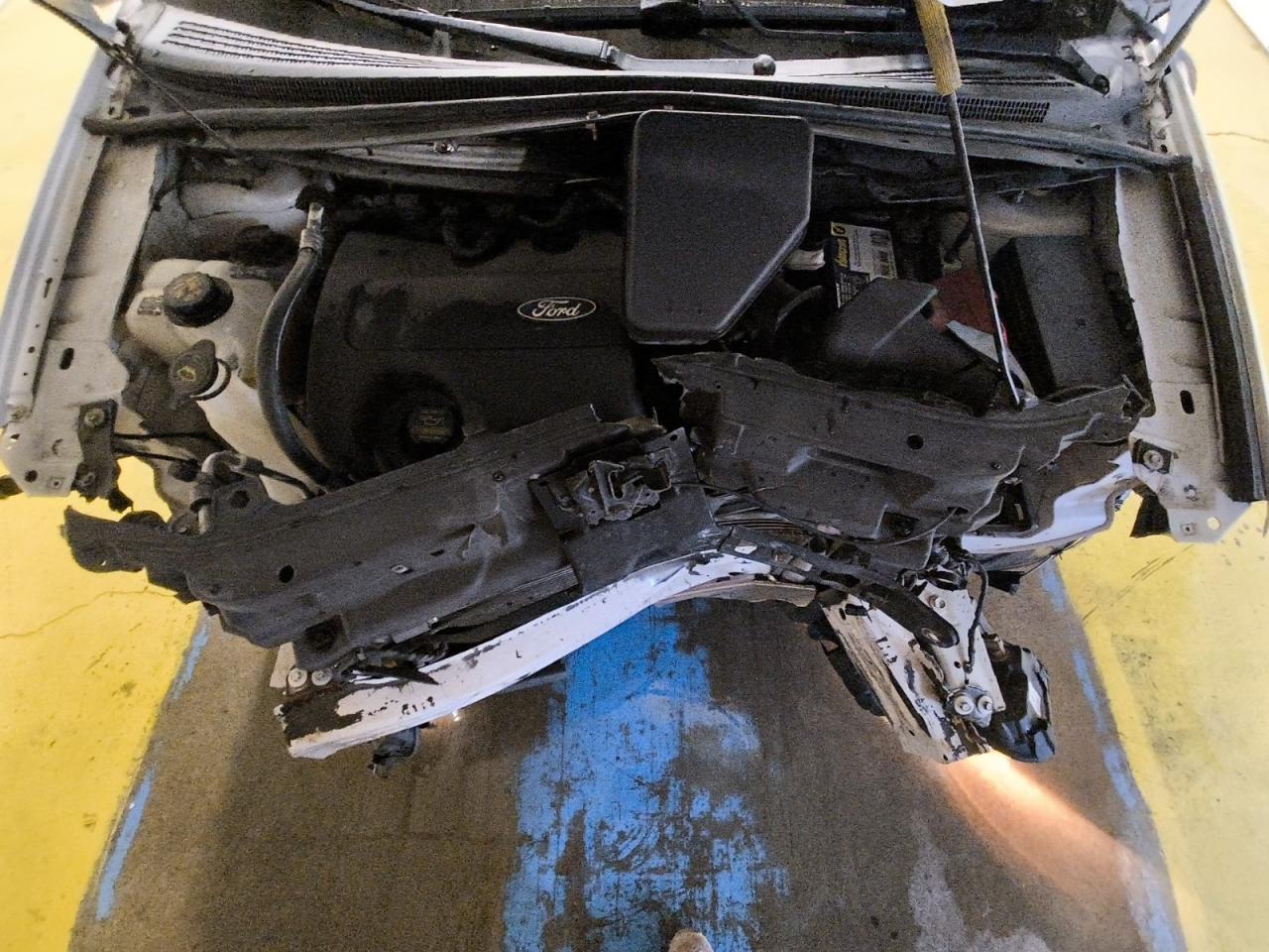 2013 Ford Edge Sel White vin: 2FMDK3JC7DBB53173 Damage: Front Bumper Reinforcement, Broken, Replacement Required