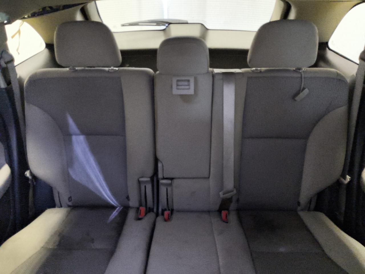 2013 Ford Edge Sel White vin: 2FMDK3JC7DBB53173 Damage: Right Rear Seat Cushion, Stained, Permanent