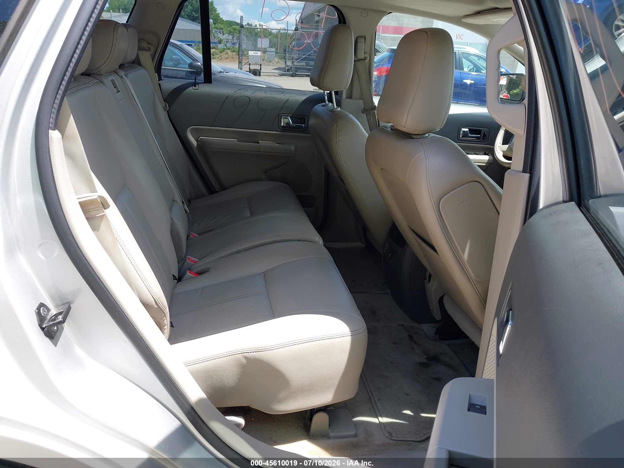 2010 Ford Edge Sel Серебряный vin: 2FMDK3JC8ABA22040