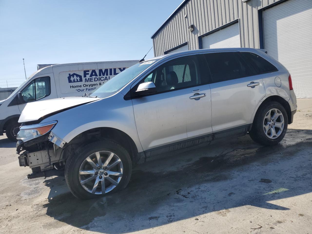2013 Ford Edge Sel Silver vin: 2FMDK3JCXDBB50834 Damage: Left Front Wheel, Mismatched, Replacement Required