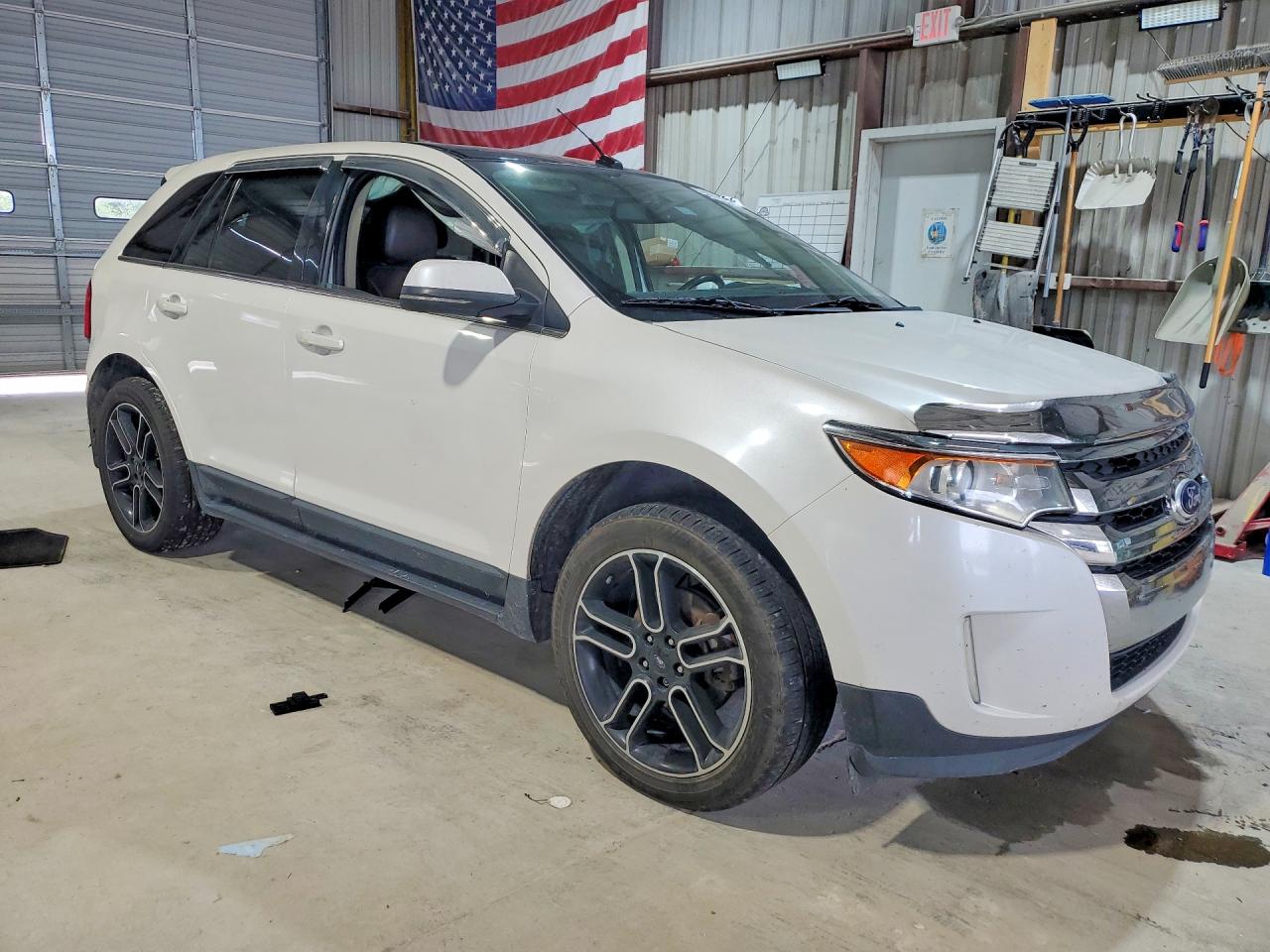 2013 Ford Edge White vin: 2FMDK3K97DBA91843