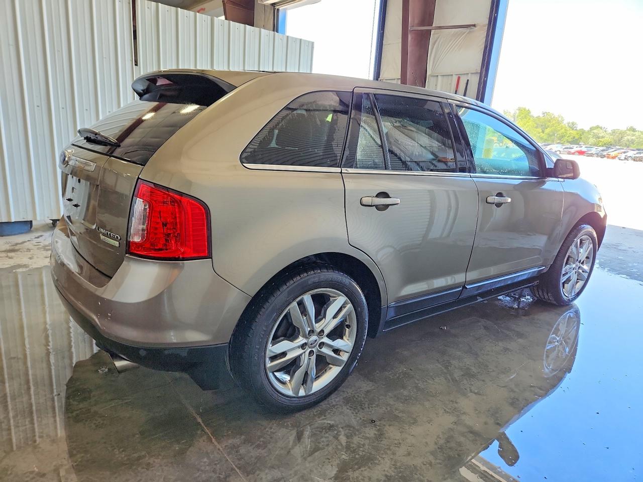 2012 Ford Edge Limited Tan vin: 2FMDK3K98CBA69882