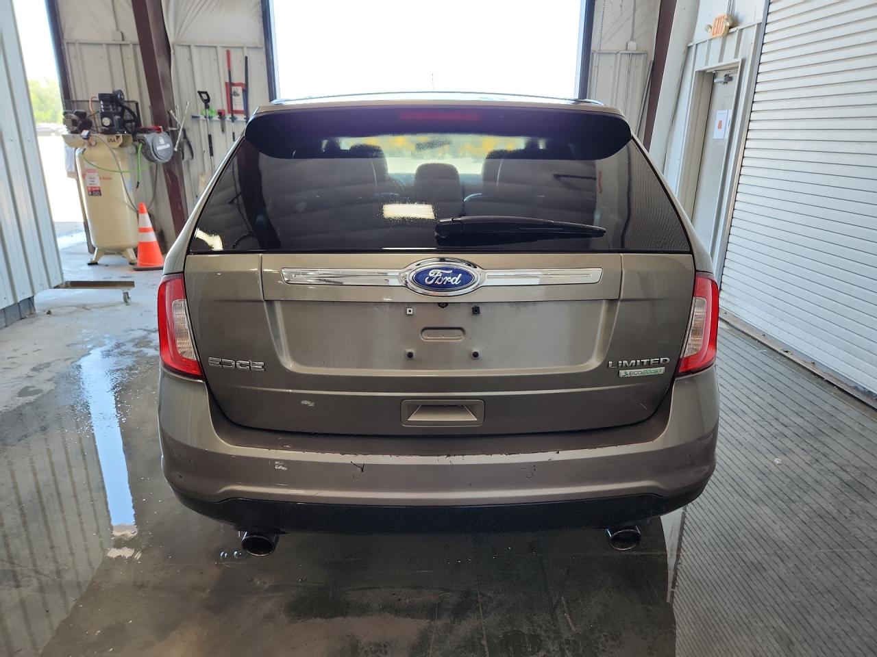 2012 Ford Edge Limited Tan vin: 2FMDK3K98CBA69882 Damage: Lift Gate, Light Scratch, 1 To 2 Inches