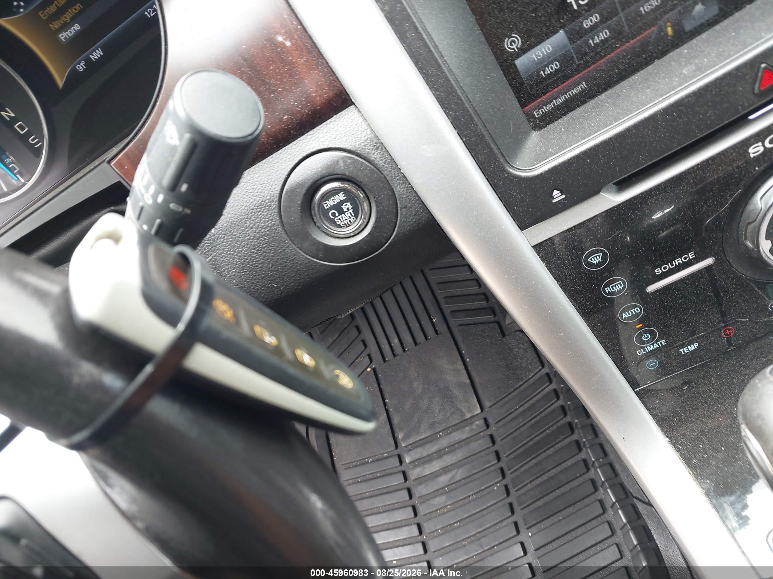 2014 Ford Edge Limited Серебряный vin: 2FMDK3KC2EBA49836