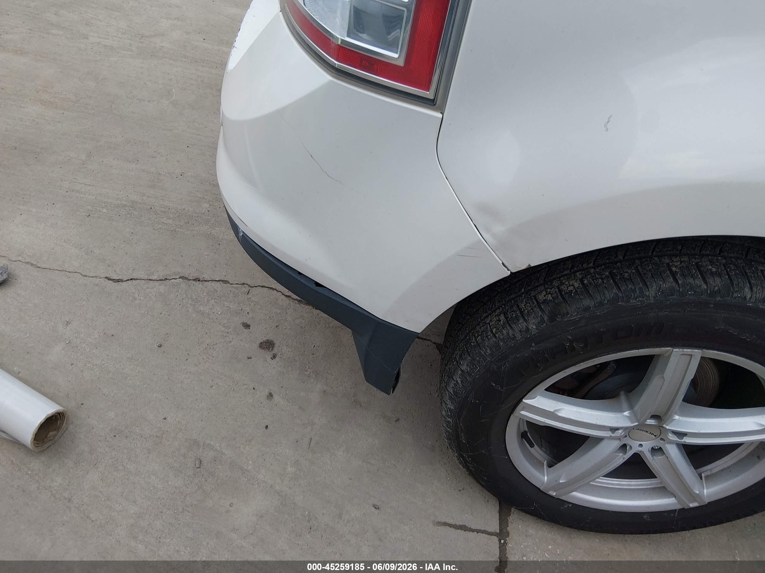 2010 Ford Edge Limited White vin: 2FMDK3KC3ABA88476
