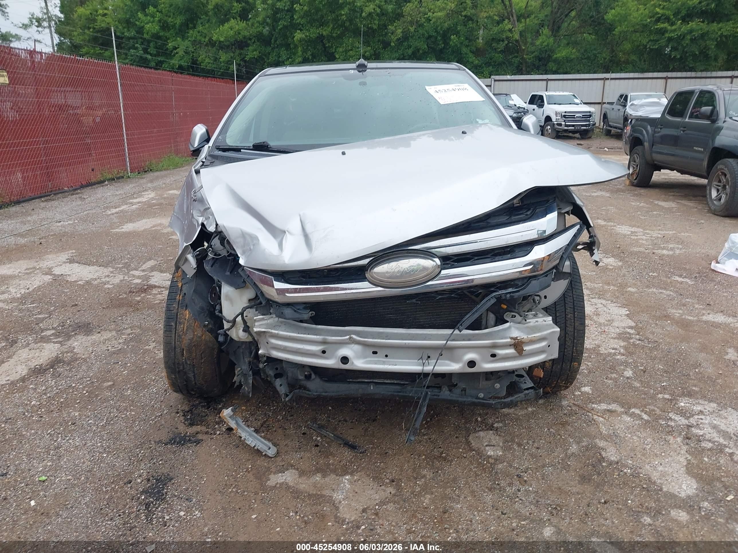 2011 Ford Edge Limited Silver vin: 2FMDK3KC3BBB51352