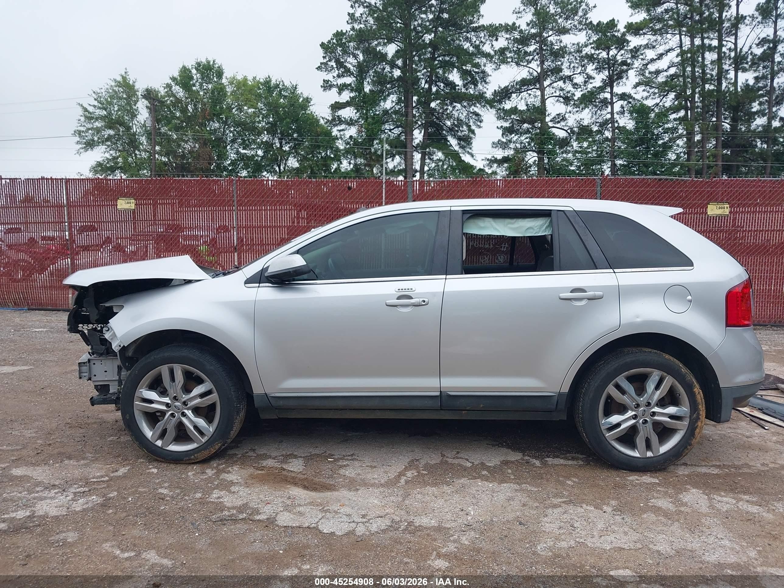 2011 Ford Edge Limited Silver vin: 2FMDK3KC3BBB51352