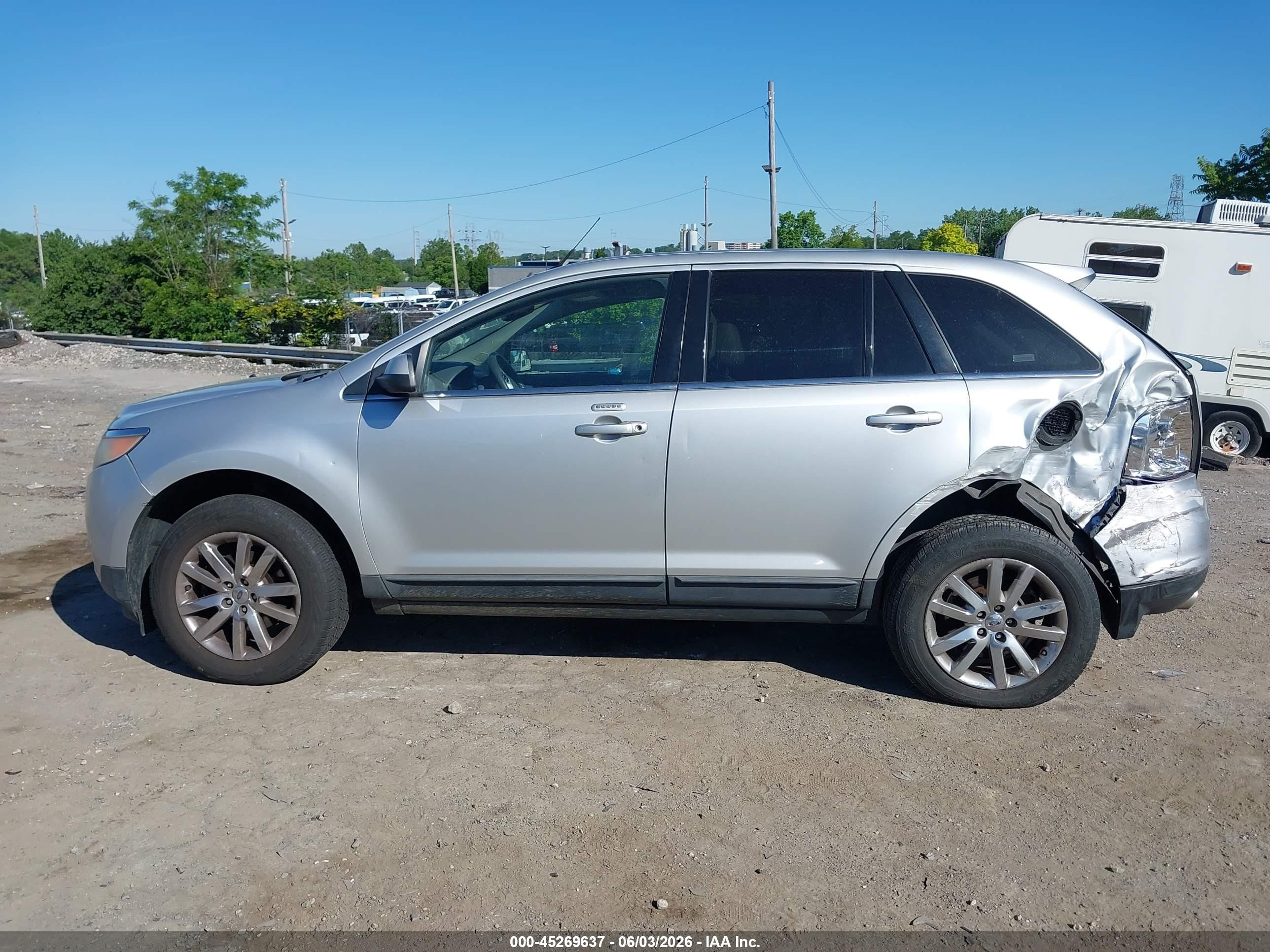 2012 Ford Edge Limited Silver vin: 2FMDK3KC4CBA15958