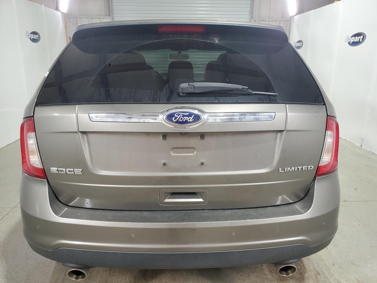 2013 Ford Edge Limited Brown vin: 2FMDK3KC6DBB95669 Damage: Rear Bumper, Heavy Scratch, > 12 Inches