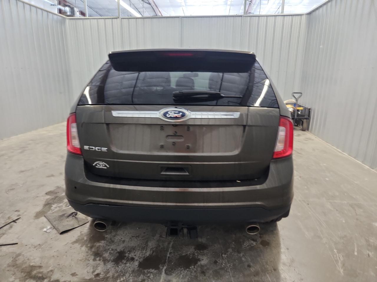 2011 Ford Edge Limited Brown vin: 2FMDK3KC7BBA95433 Damage: Rear Bumper, Dent(S) W/ Paint Dmg, > 12 Inches