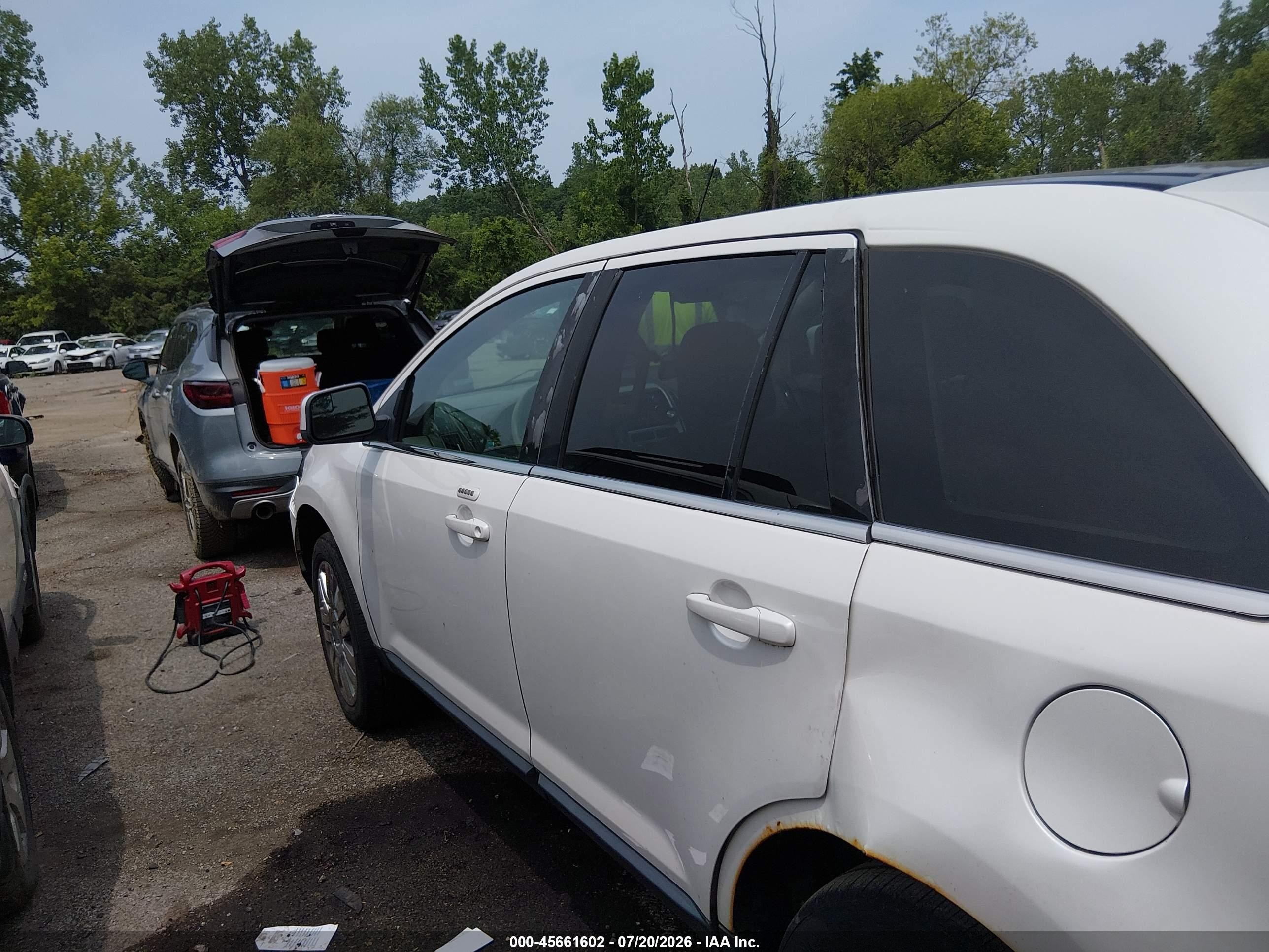 2010 Ford Edge Limited White vin: 2FMDK3KC8ABA41511