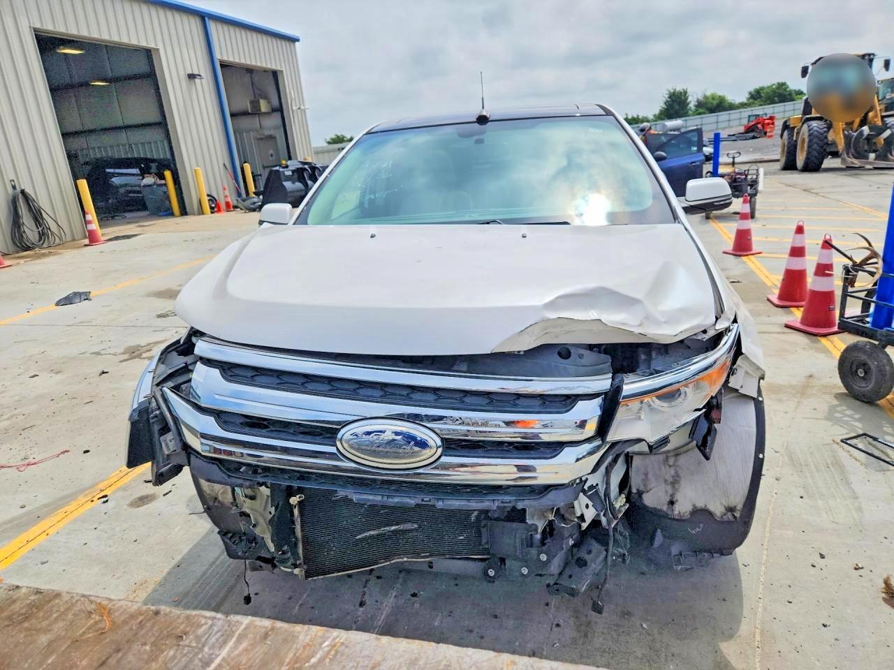 2014 Ford Edge Limited White vin: 2FMDK3KC9EBA94417