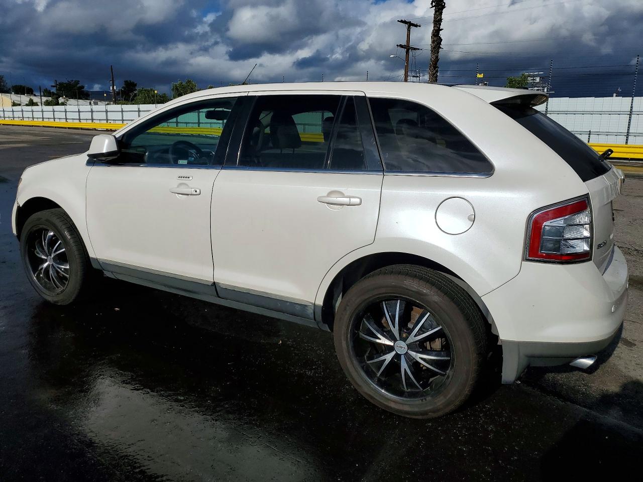 2010 Ford Edge Limited White vin: 2FMDK3KCXABB21134
