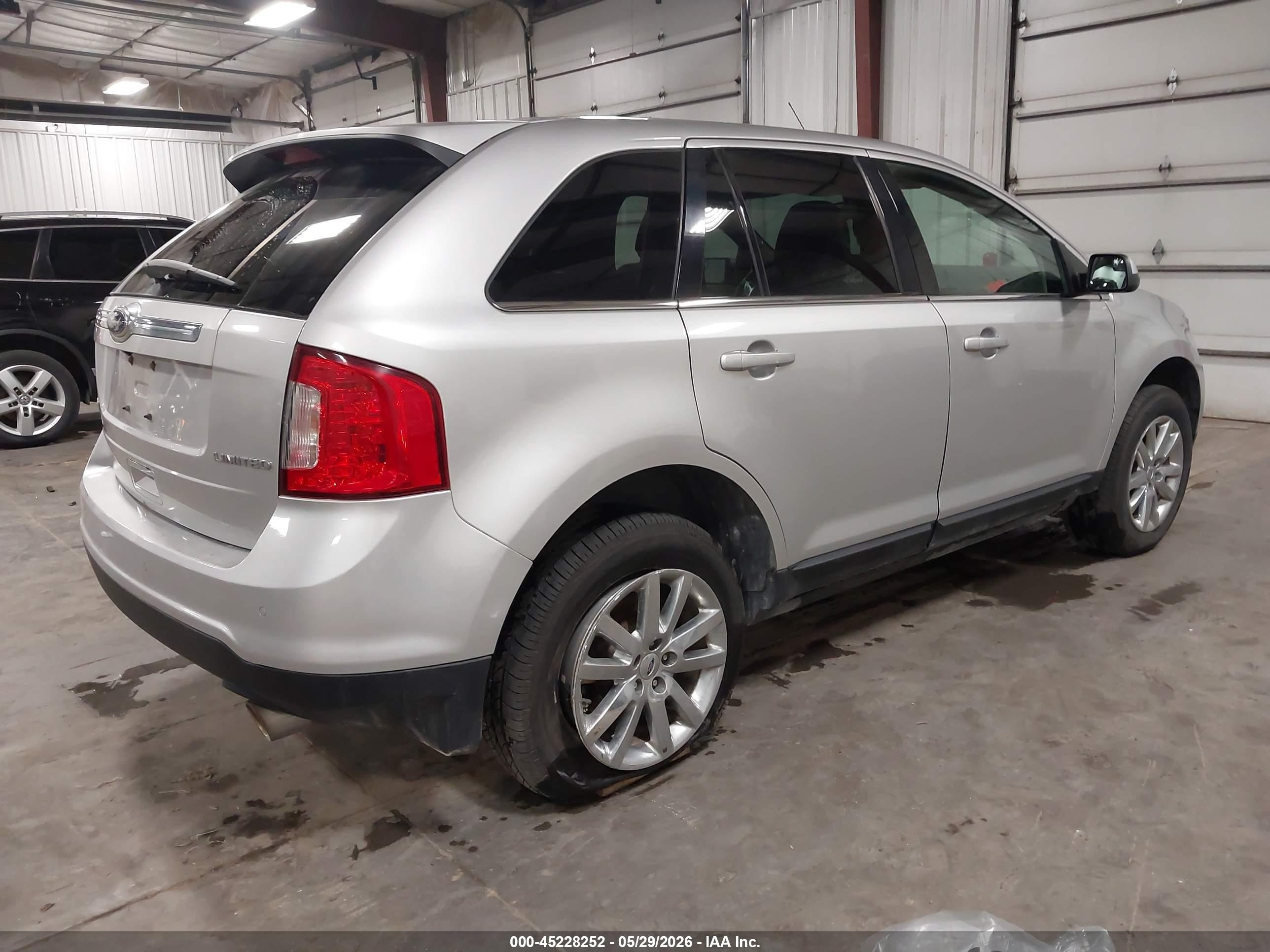 2014 Ford Edge Limited Silver vin: 2FMDK3KCXEBA38339