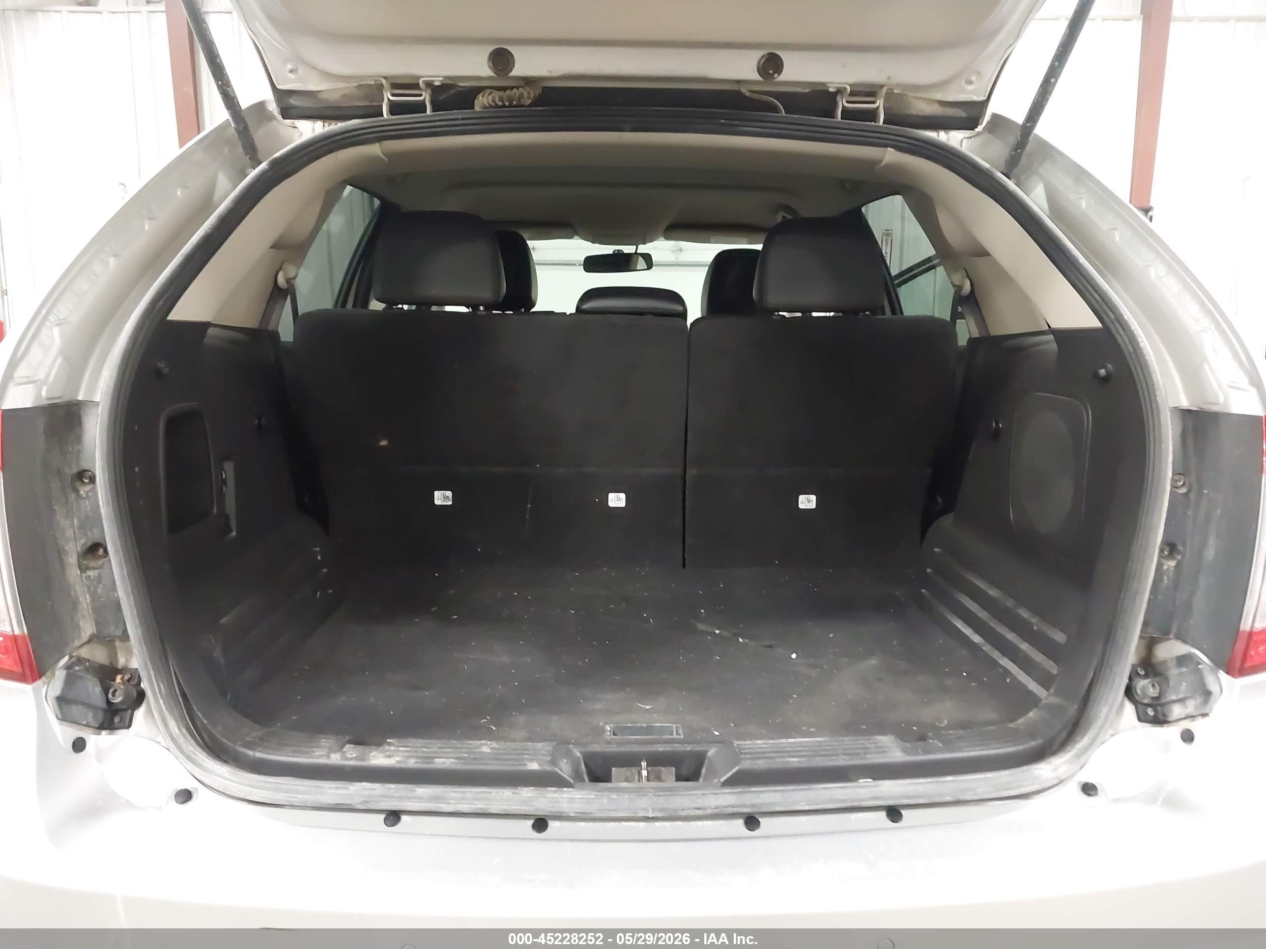 2014 Ford Edge Limited Silver vin: 2FMDK3KCXEBA38339