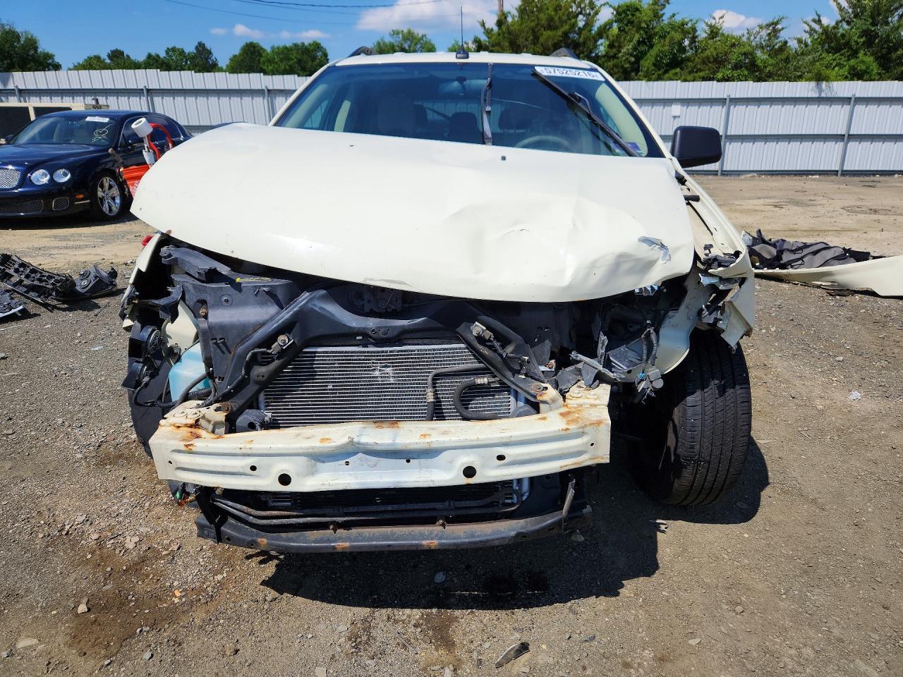 2007 Ford Edge Se Белый vin: 2FMDK46C77BA67915