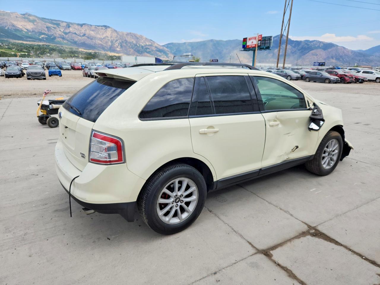 2007 Ford Edge Beige vin: 2FMDK48C27BB20663