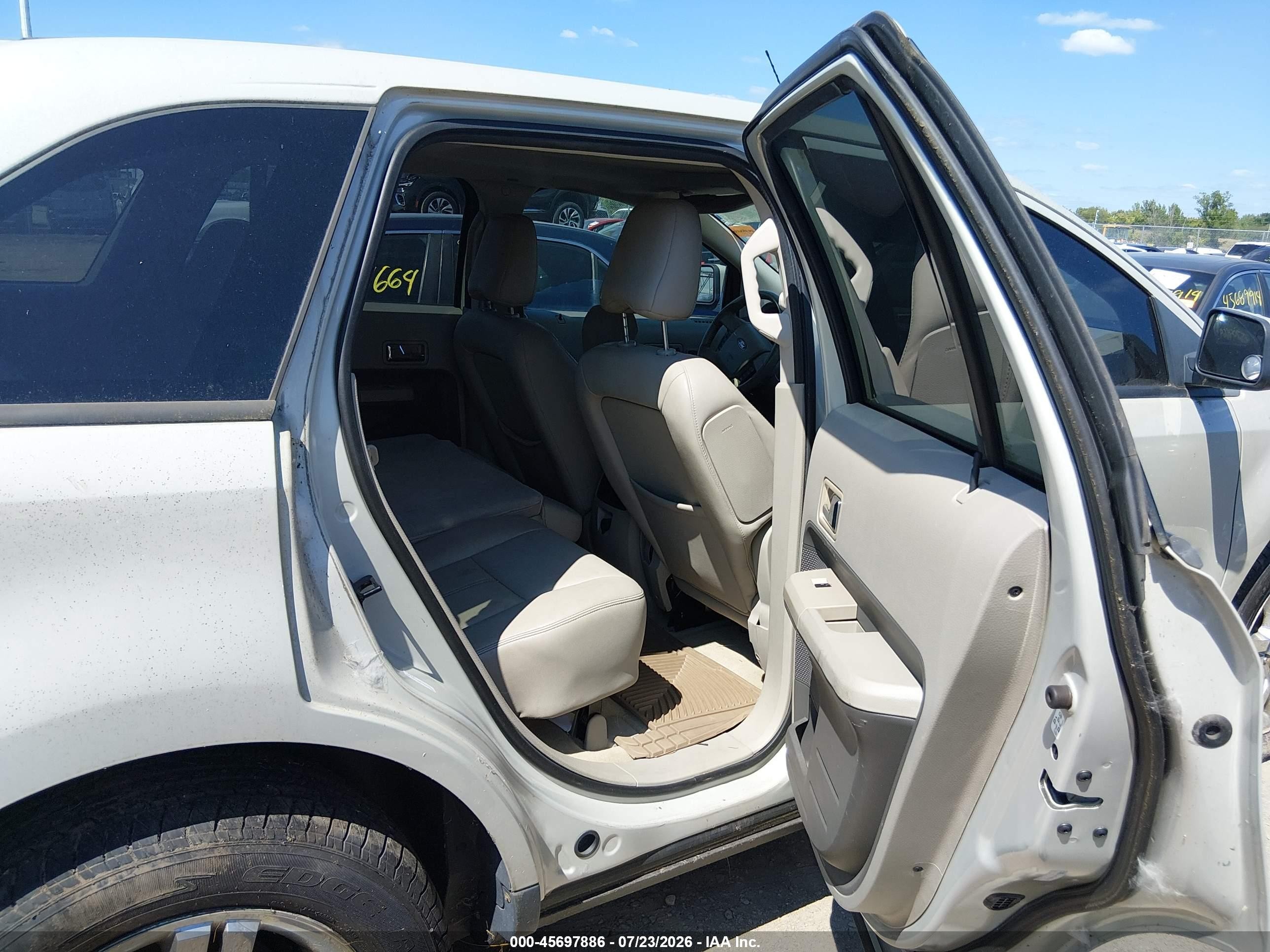 2007 Ford Edge Sel Plus Cream vin: 2FMDK49C07BB67656