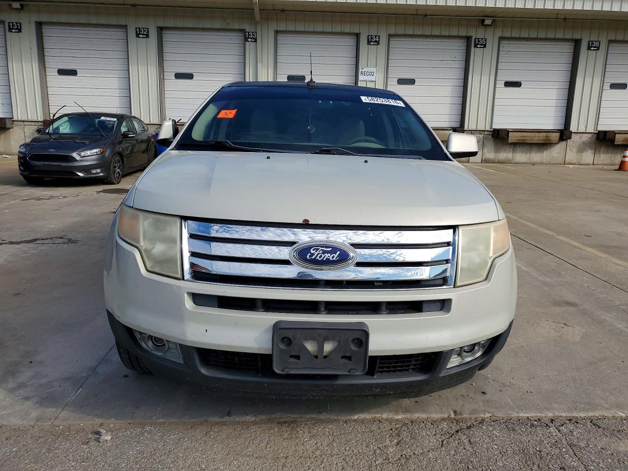 2007 Ford Edge White vin: 2FMDK49C37BA93715