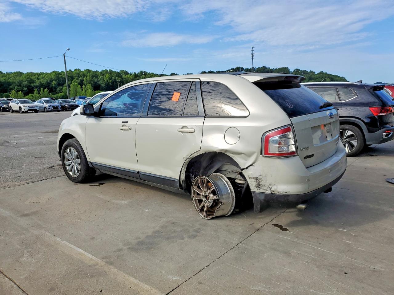 2007 Ford Edge White vin: 2FMDK49C37BA93715