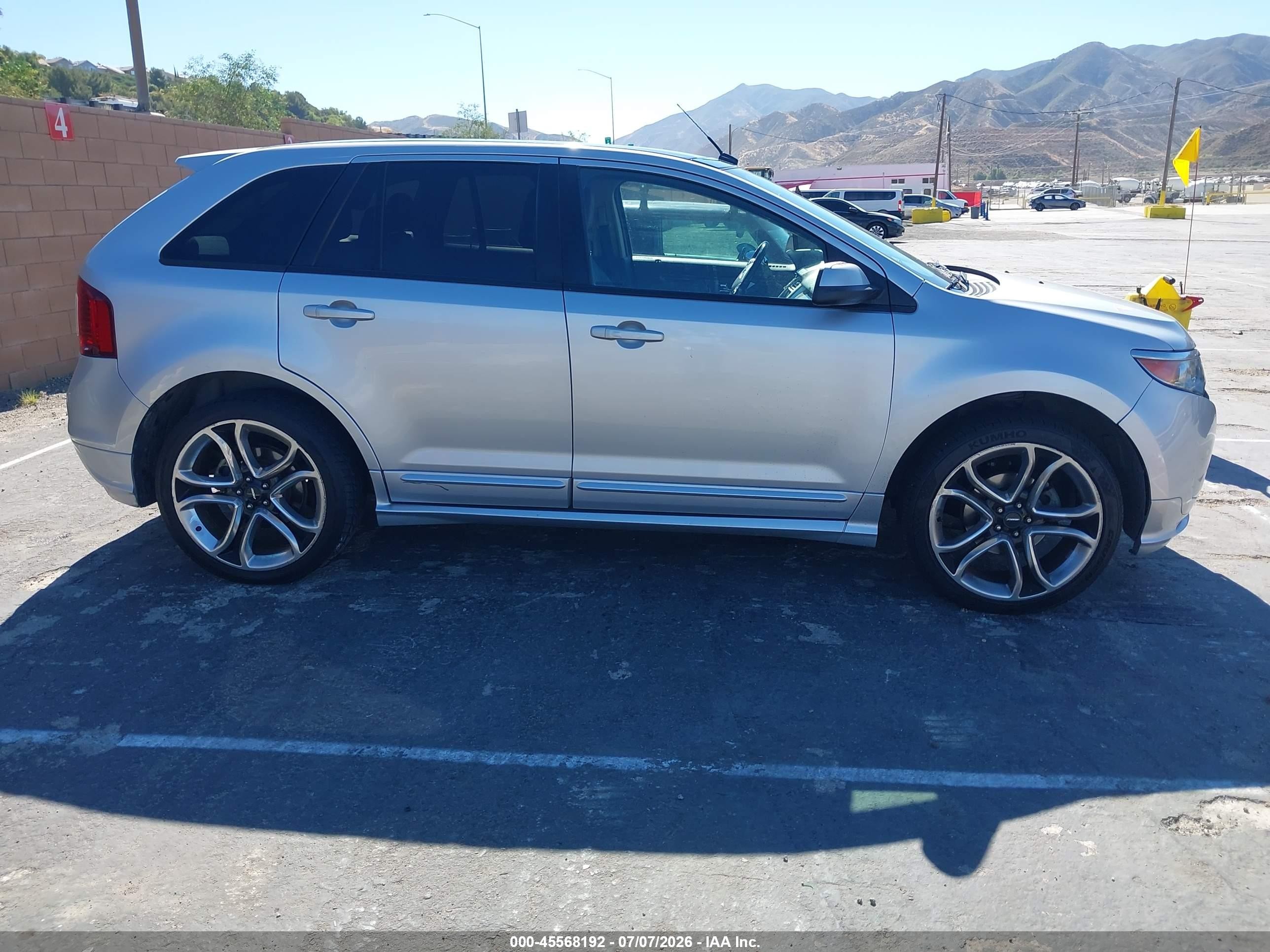 2011 Ford Edge Sport Серебряный vin: 2FMDK4AK0BBB44468