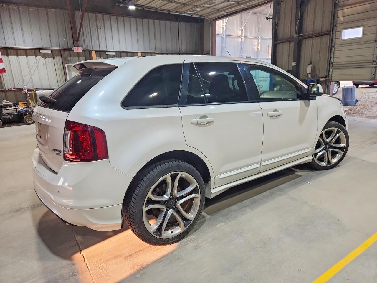 2011 Ford Edge Sport White vin: 2FMDK4AK1BBA69697