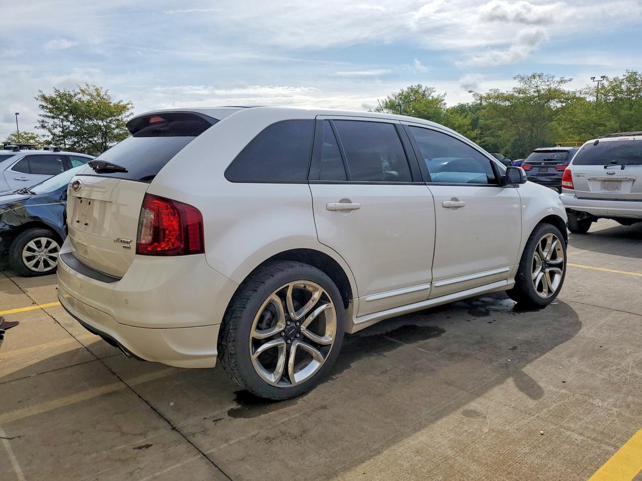 2012 Ford Edge Sport White vin: 2FMDK4AK5CBA79103